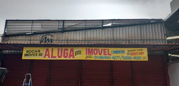 Galpão/Depósito/Armazém para alugar, 650m² no Tanque, Rio de Janeiro