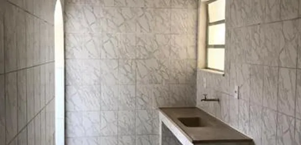 Casa com 1 Quarto para alugar, 10m² no Campo Grande, Rio de Janeiro