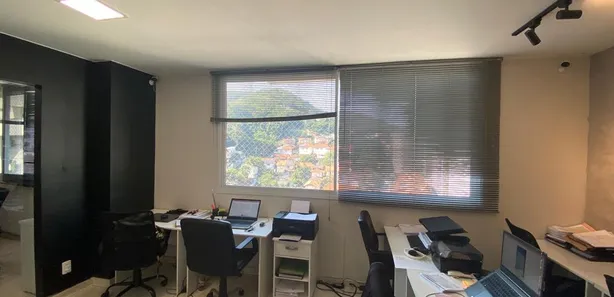 Sala Comercial à venda, 27m² no Santa Rosa, Niterói