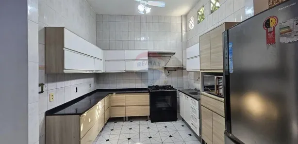 Casa com 3 Quartos à venda, 217m² no Santo Antônio, Manaus