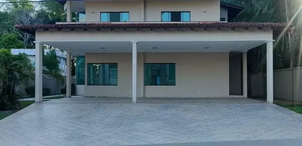 Casa de Condomínio com 3 Quartos para alugar, 550m² no Ponta Negra, Manaus