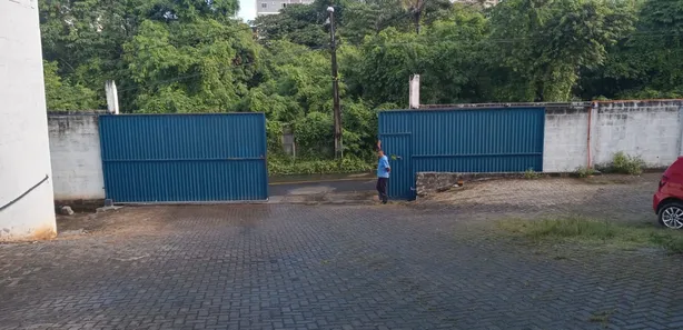 Galpão/Depósito/Armazém à venda, 240m² no Caji, Lauro de Freitas