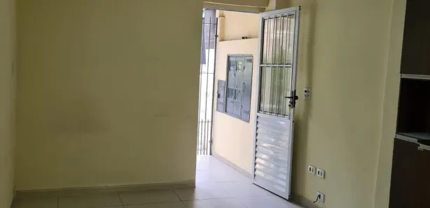 Kitnet com 1 Quarto para alugar, 30m² no Jaguaré, São Paulo
