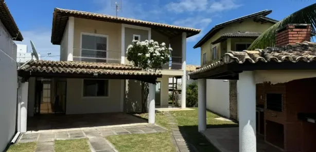 Casa com 4 Quartos para venda ou aluguel, 200m² no Buraquinho, Lauro de Freitas