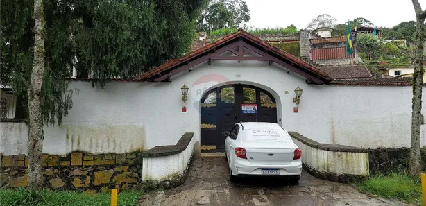 Ponto Comercial para alugar, 430m² no Quarteirão Ingelheim, Petrópolis