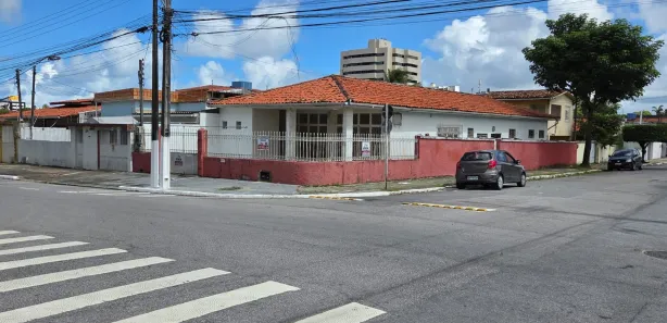 Casa com 5 Quartos à venda, 460m² no Pitanguinha, Maceió