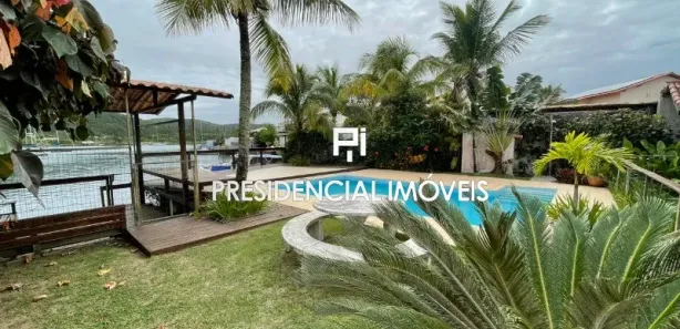 Casa de Condomínio com 4 Quartos para venda ou aluguel, 360m² no São Bento, Cabo Frio