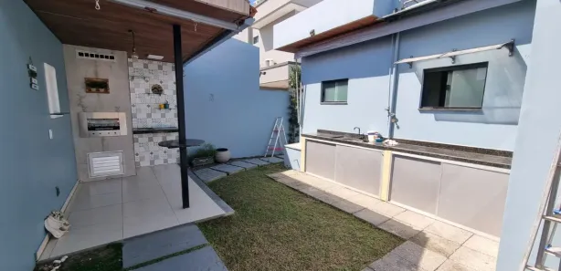 Casa de Condomínio com 3 Quartos para alugar, 275m² no Ponta Negra, Manaus