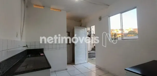Casa com 1 Quarto para alugar, 20m² no Cruzeiro, Belo Horizonte