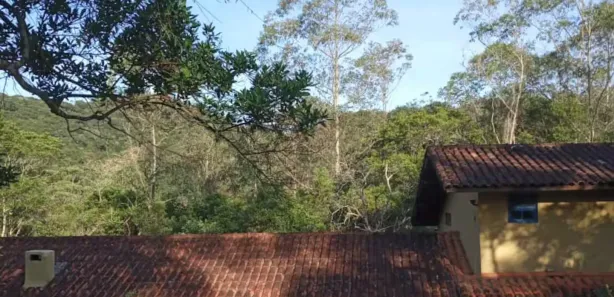 Fazenda/Sítio com 3 Quartos para alugar, 200m² no Goncalves, São Lourenço da Serra