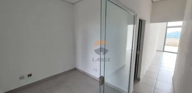 Ponto Comercial para venda ou aluguel, 82m² no Granja Viana, Cotia
