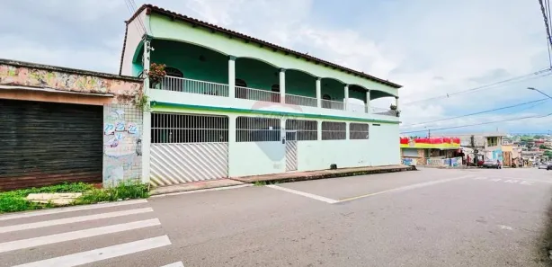Casa com 4 Quartos à venda, 387m² no São Jorge, Manaus