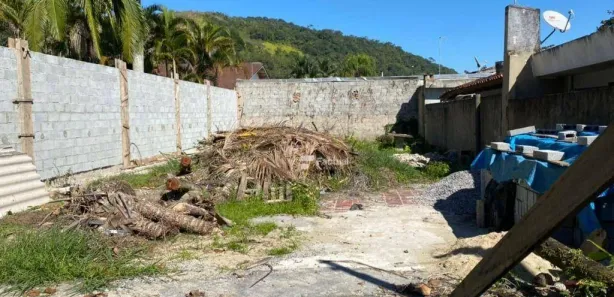 Lote/Terreno à venda, 300m² no Balneário Praia do Pernambuco, Guarujá