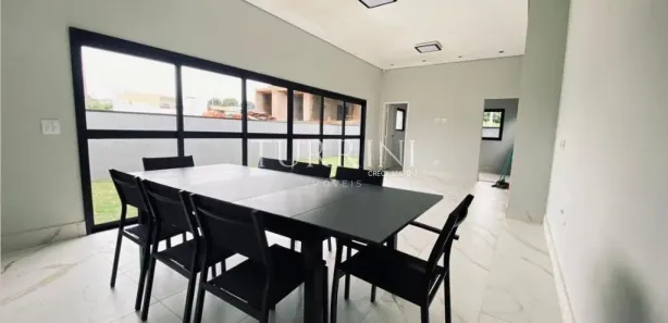 Casa de Condomínio com 4 Quartos à venda, 243m² no Riviera de Santa Cristina I, Arandu