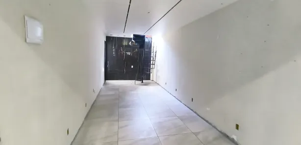 Ponto Comercial para alugar, 23m² no Vila Valqueire, Rio de Janeiro