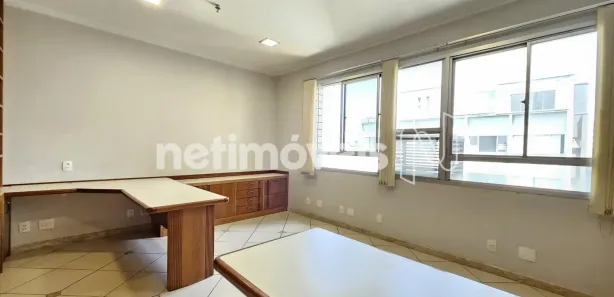 Sala Comercial à venda, 35m² no Lourdes, Belo Horizonte