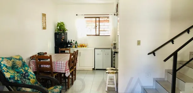 Sobrado com 3 Quartos à venda, 80m² no Centro, Matinhos
