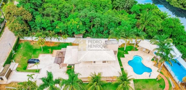 Casa de Condomínio com 4 Quartos à venda, 600m² no Portão, Lauro de Freitas