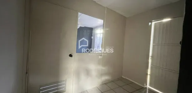 Sala Comercial para alugar, 70m² no Centro, Portão