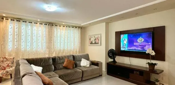 Casa de Condomínio com 4 Quartos para venda ou aluguel, 197m² no Vila Valqueire, Rio de Janeiro