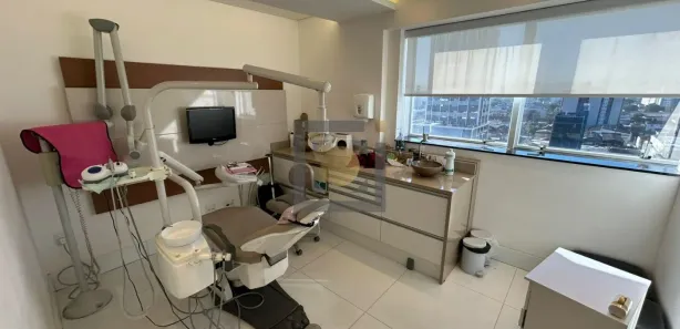Sala Comercial à venda, 45m² no Vila Mathias, Santos