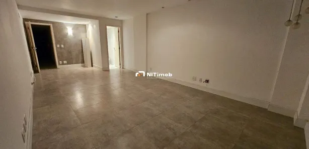 Sala Comercial à venda, 25m² no São Francisco, Niterói