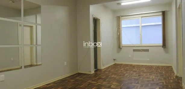 Sala Comercial para venda ou aluguel, 29m² no Centro, Bento Gonçalves