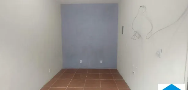 Casa com 1 Quarto para alugar, 38m² no Santa Tereza, Belo Horizonte