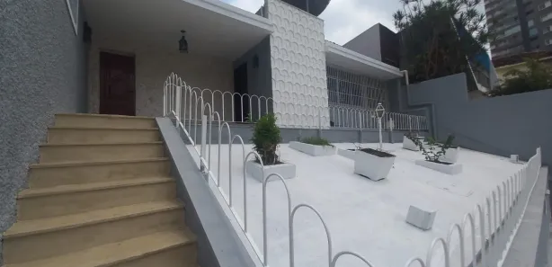Casa com 3 Quartos para venda ou aluguel, 180m² no Joana D'Arc, Nova Iguaçu
