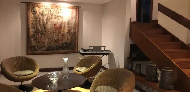 Casa de Condomínio com 4 Quartos para venda ou aluguel, 550m² no Candelária, Natal