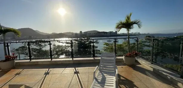 Casa com 4 Quartos para alugar, 458m² no Urca, Rio de Janeiro