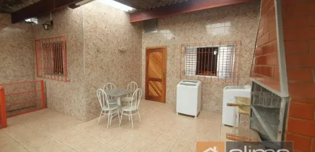 Sobrado com 2 Quartos para alugar, 117m² no Conjunto Habitacional Presidente Castelo Branco, Carapicuíba