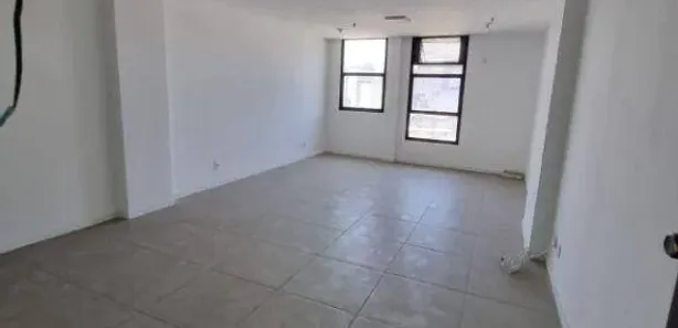 Sala Comercial para venda ou aluguel, 32m² no Ingá, Niterói