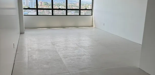 Sala Comercial para alugar, 36m² no Centro, Esteio