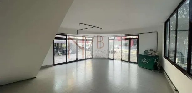 Ponto Comercial à venda, 176m² no Chácara São João, Carapicuíba