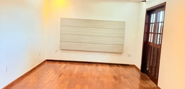 Sobrado com 4 Quartos para alugar, 300m² no Setor Habitacional Vicente Pires - Trecho 3, Brasília