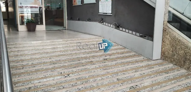 Ponto Comercial à venda, 48m² no Copacabana, Rio de Janeiro