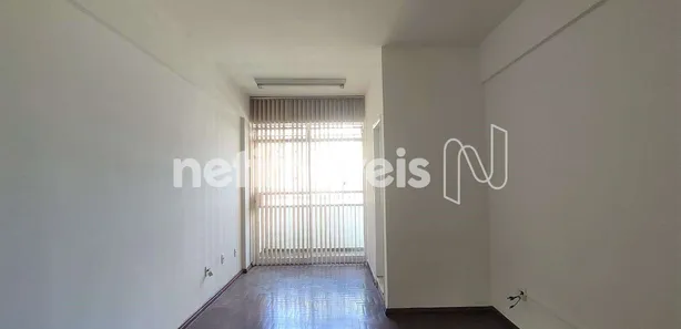 Sala Comercial à venda, 31m² no Santo Antônio, Belo Horizonte