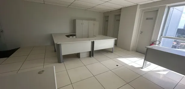 Sala Comercial com 2 Quartos para alugar, 84m² no Espinheiro, Recife