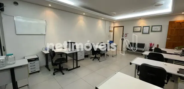 Sala Comercial para alugar, 91m² no Santo Antônio, Belo Horizonte
