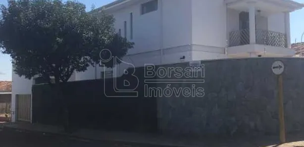 Sobrado com 4 Quartos à venda, 285m² no Vila Yamada, Araraquara