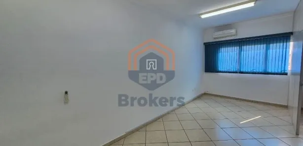 Sala Comercial para alugar, 144m² no Vila Santa Terezinha, Várzea Paulista