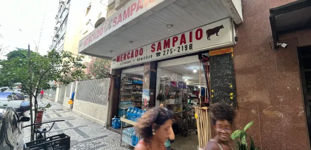 Ponto Comercial para venda ou aluguel, 87m² no Leme, Rio de Janeiro
