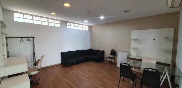 Ponto Comercial à venda, 930m² no São João, Jacareí