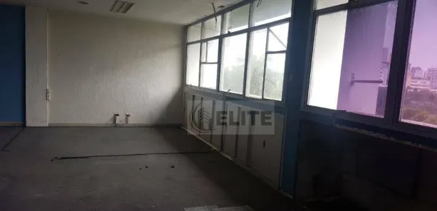 Sala Comercial à venda, 147m² no Vila Bastos, Santo André