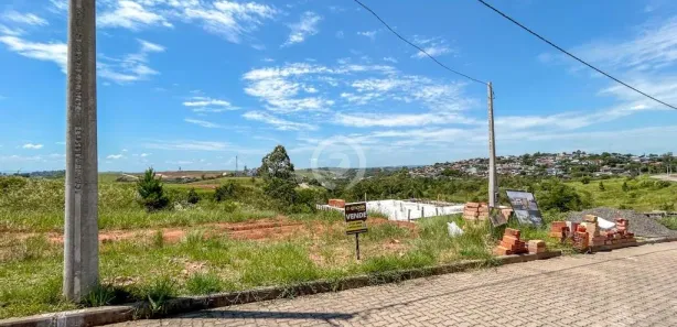 Lote/Terreno à venda, 300m² no 4 Colônias, Campo Bom