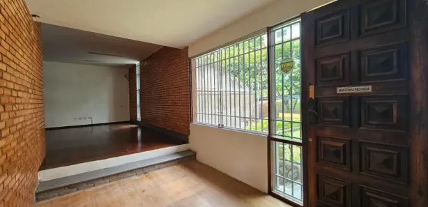 Casa com 1 Quarto para alugar, 758m² no Santo Antônio, Belo Horizonte