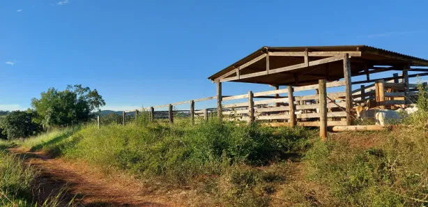 Fazenda/Sítio com 2 Quartos à venda, 64130m² no , Nerópolis