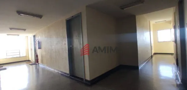 Sala Comercial à venda, 31m² no Centro, São Gonçalo