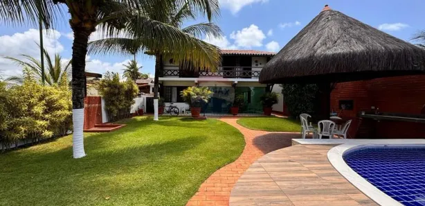 Casa com 9 Quartos à venda, 360m² no Ponta de Serrambi, Ipojuca